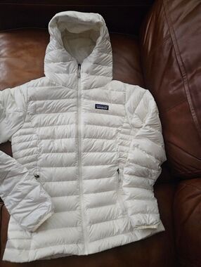 Patagonia Down Sweater Jacket Birch White down Sz Small Euc